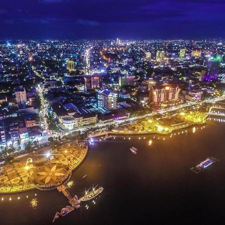 Favor Hotel Makassar City Center By Life Dış mekan fotoğraf