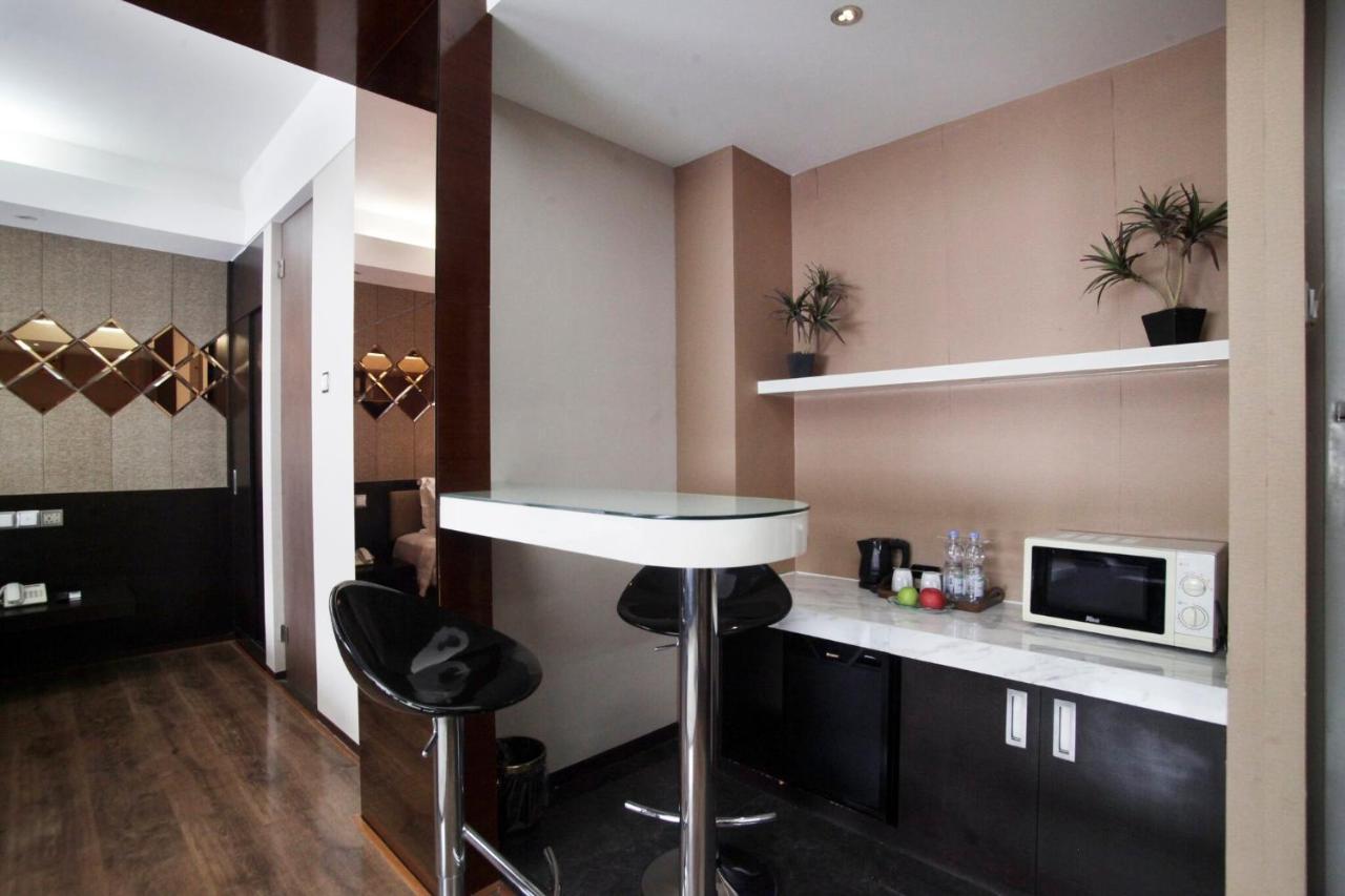 Favor Hotel Makassar City Center By Life Dış mekan fotoğraf