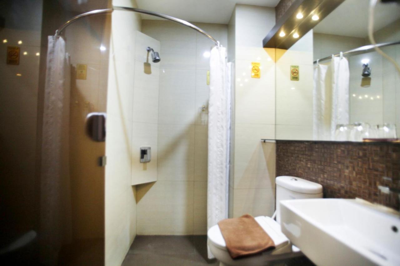 Favor Hotel Makassar City Center By Life Dış mekan fotoğraf