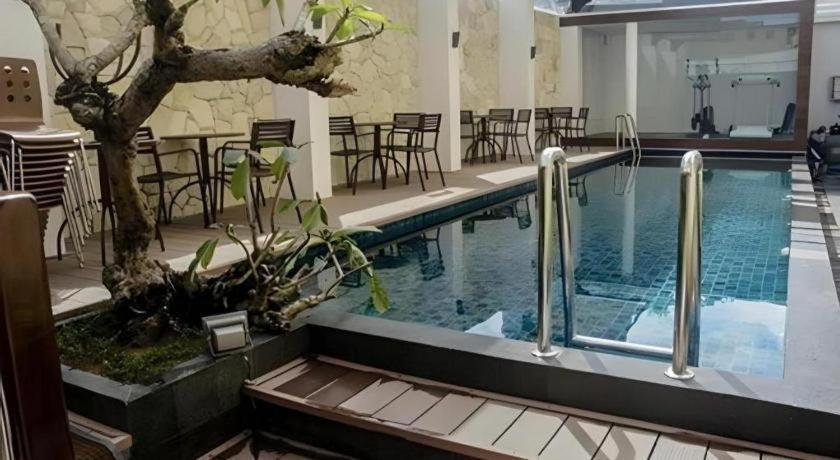 Favor Hotel Makassar City Center By Life Dış mekan fotoğraf