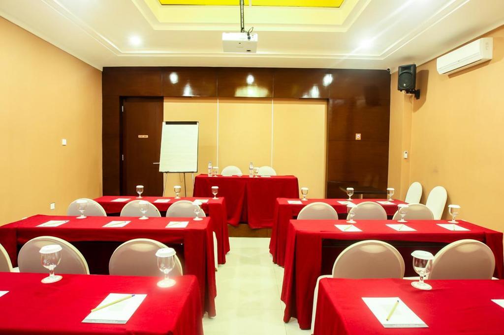 Favor Hotel Makassar City Center By Life Dış mekan fotoğraf