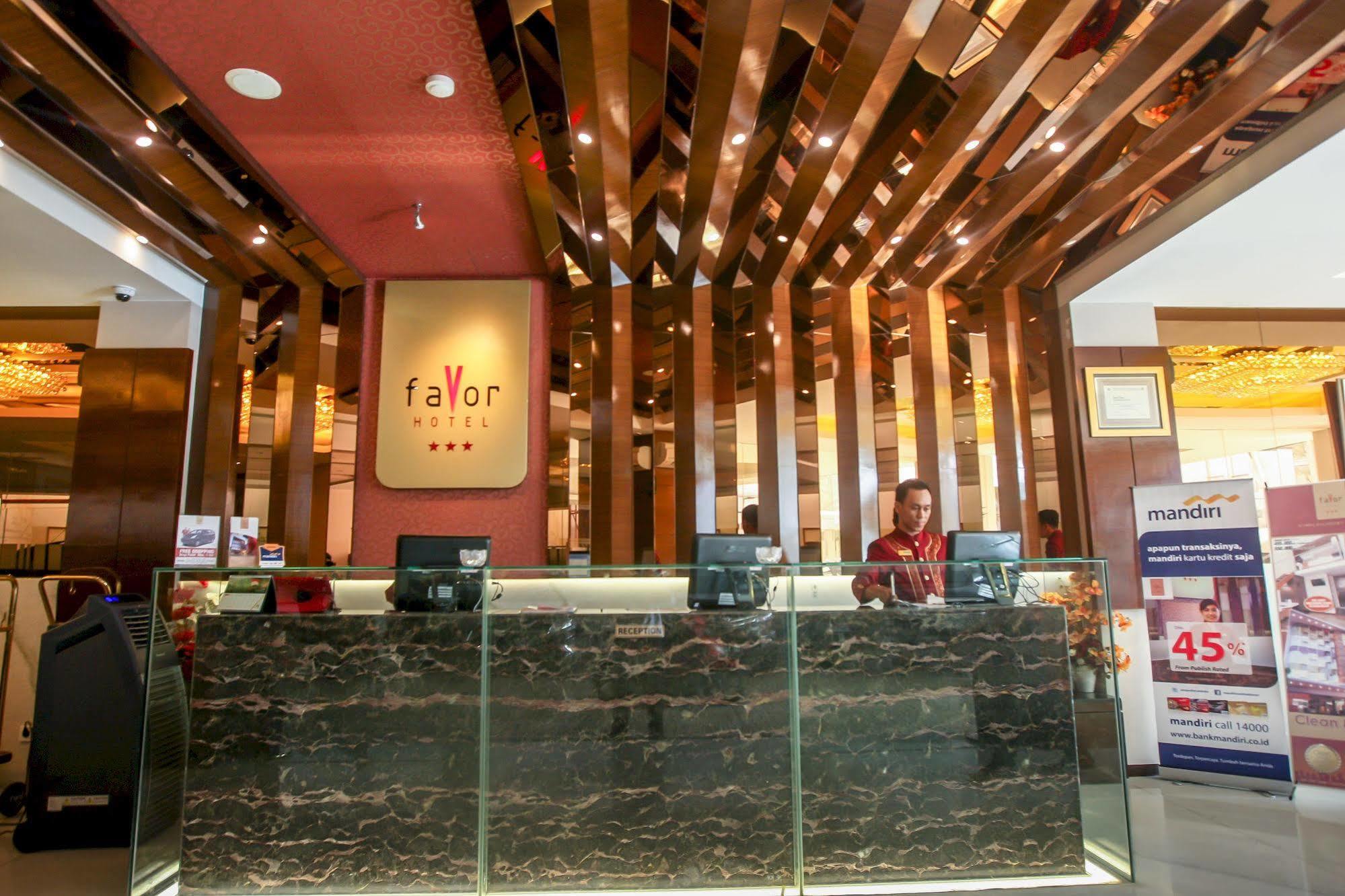 Favor Hotel Makassar City Center By Life Dış mekan fotoğraf